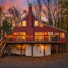 Lakella: Beach, Pool & Ski Retreat in the Hideout