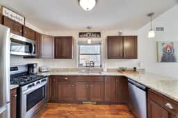 Big Bear Chalet-Masthope - Image 3