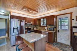 The Cozy Cabin-The Hideout - Image 3