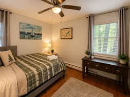Honey Bear Lodge-Indian Rocks - Image 3