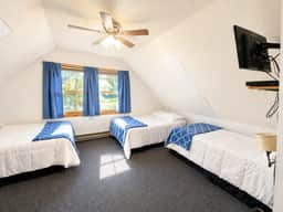 Willow's Place-The Hideout - Image 4
