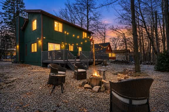 Pocono Pines Retreat-A Pocono Country Place - Image 1