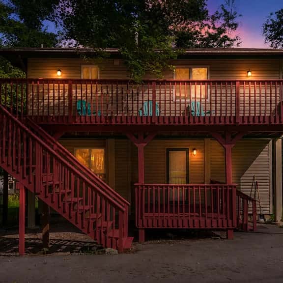Whispering Oaks in The Hideout - Image 1