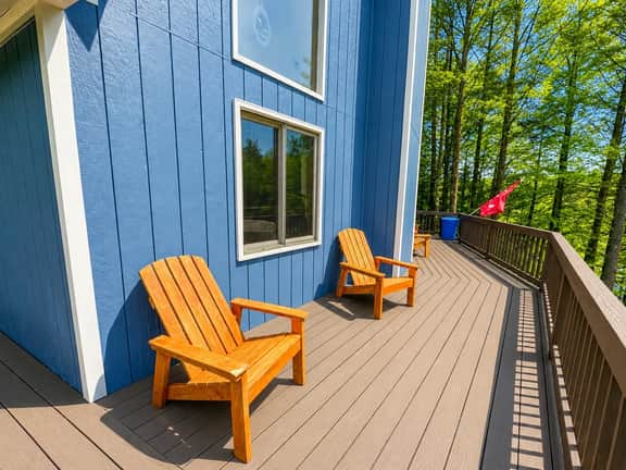 Brentwood Chalet | Sleeps 13 | The Hideout - Image 4