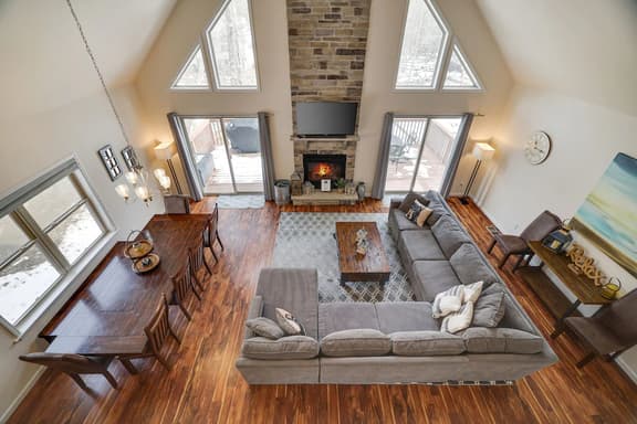 Big Bear Chalet-Masthope - Image 1