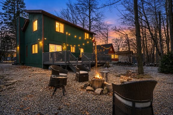 Pocono Pines Retreat-A Pocono Country Place - Image 1